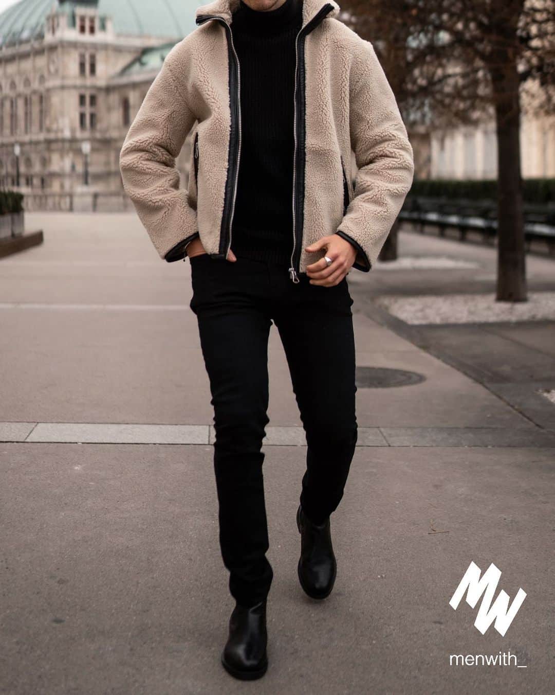 のインスタグラム：「Very nice photo of our dear friend @patrickhonsal 👌🏽 #menwithstreetstyle」
