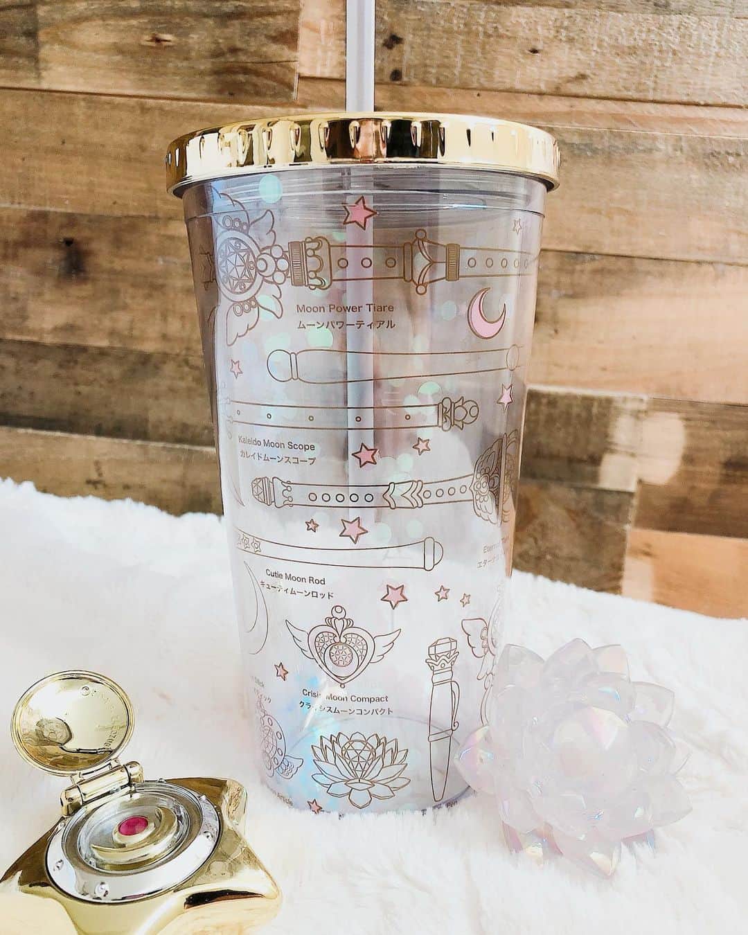Sailor Moonさんのインスタグラム写真 - (Sailor MoonInstagram)「✨🌙 This Sailor Moon travel cup from @hottopic us so pretty!! I love all the sparkles! 🌙✨  #sailormoon #セーラームーン　#cup #travelcup #collection」12月8日 4時08分 - sailormoon_sc