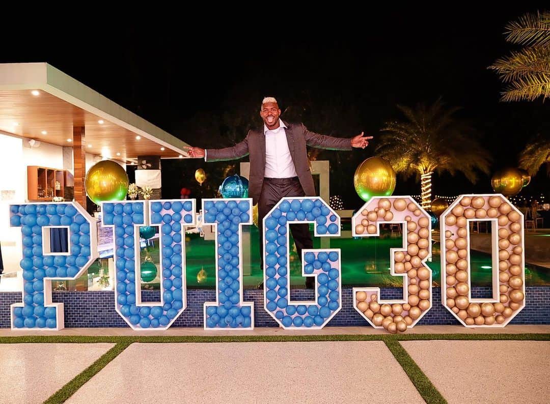 ヤシエル・プイグのインスタグラム：「Puig 30!  I miss you all, and this 2021  I will bring this sign to the stadium when I hit 30 home runs!  @__lisettemaria__  say she keep it til then and @rachel.luba says she bring the balloons- who else will help us set it up? 😉 📸: @stage7photography」
