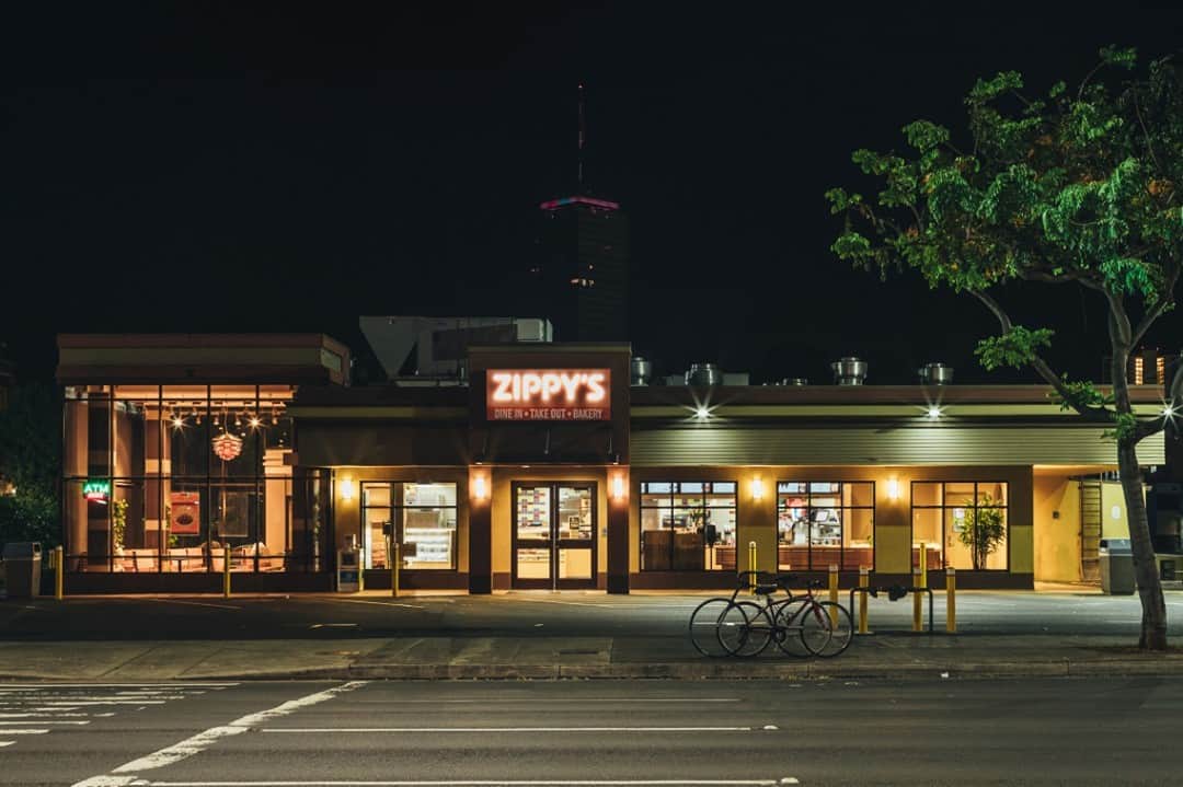 Zippy's Restaurantsのインスタグラム：「Zippy’s McCully is proud to welcome you back to its restaurant dine-in service. Join us today at what the OGs like to call the “Saimin Lanai.”」