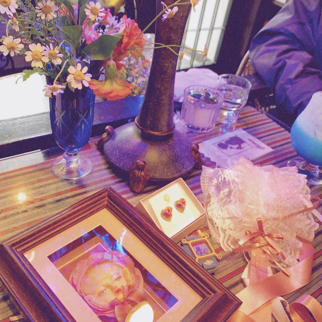 のインスタグラム：「早起きを目指すクリエイターのささやかな朝会 #作家朝会 第二回でした ありがとうございました☀️🎶  超少人数制ですが、またやるときはストーリーズで告知すると思います」