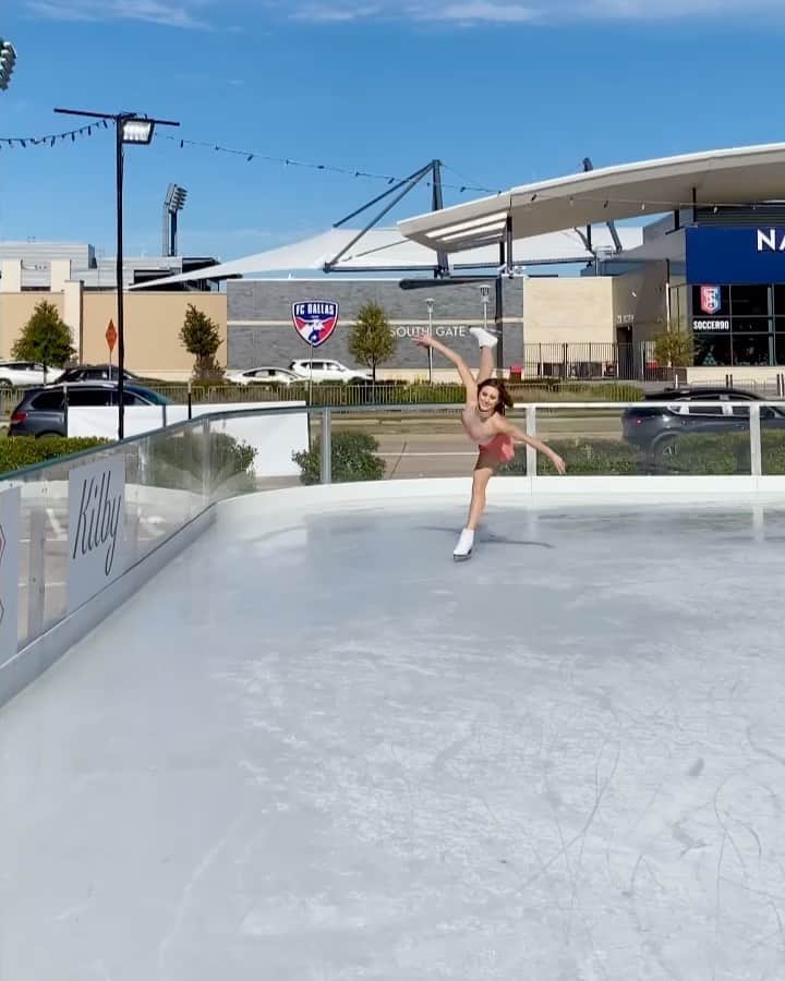 アシュリー・ケインのインスタグラム：「love this feeling ✨  vc: @_iceicejamie_」