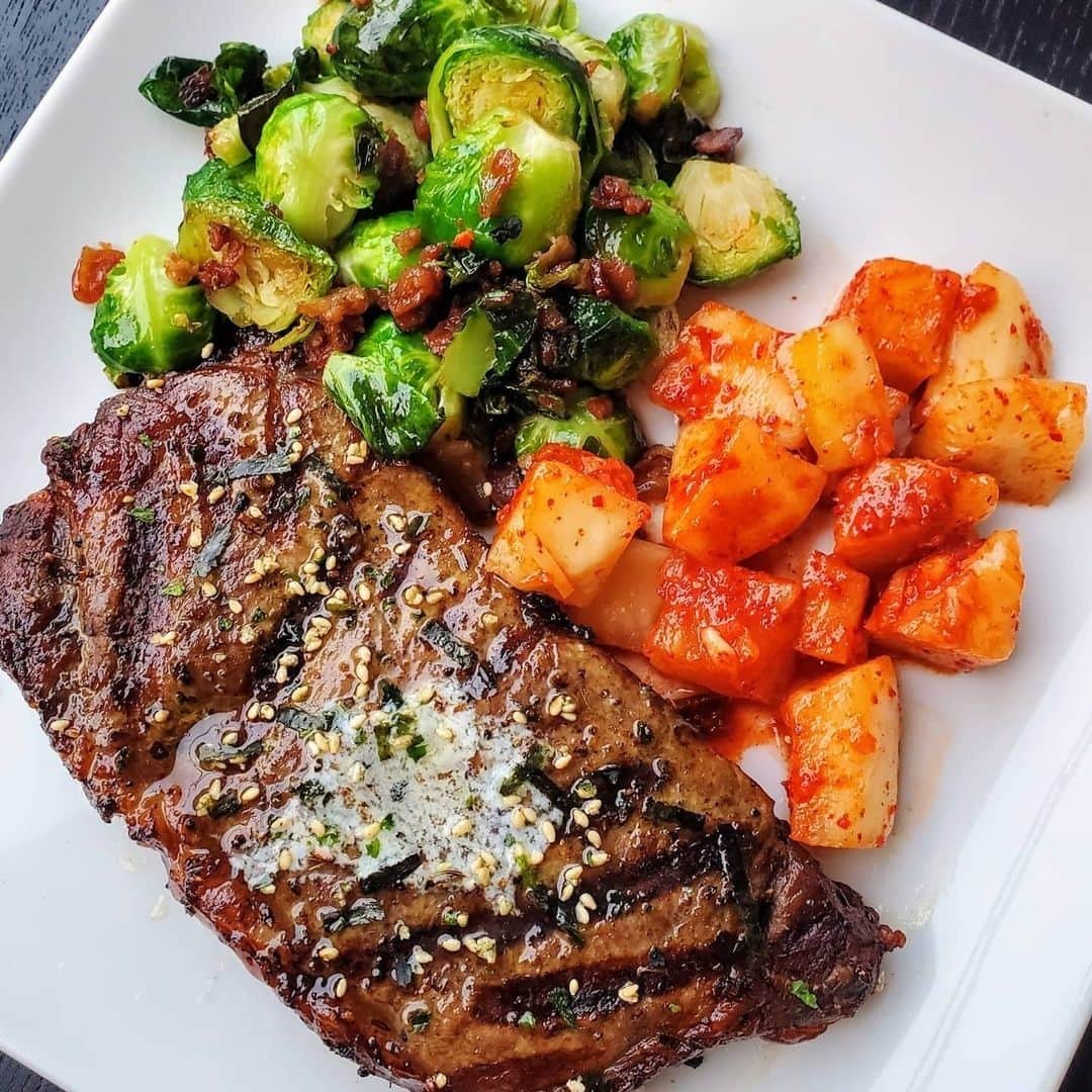 Flavorgod Seasoningsさんのインスタグラム写真 - (Flavorgod SeasoningsInstagram)「Perfectly grilled ribeye seasoned with @kinderssauce buttery steakhouse then topped with butter and furikake. by customer @ketocoffeeandlipstick Seasoned with @flavorgod himalayan salt & pink peppercorn⁠ -⁠ KETO friendly flavors available here ⬇️⁠ Click link in the bio -> @flavorgod⁠ www.flavorgod.com⁠ -⁠ Brussels & bacon seasoned with @flavorgod himalayan salt & pink peppercorn and sweetened with @choczero maple syrup. And a side of @eatluckyfoods spicy kimchi radish. Loving all the flavors here! 😉😋⁣⁠ -⁠ Flavor God Seasonings are:⁠ ✅ZERO CALORIES PER SERVING⁠ ✅MADE FRESH⁠ ✅MADE LOCALLY IN US⁠ ✅FREE GIFTS AT CHECKOUT⁠ ✅GLUTEN FREE⁠ ✅#PALEO & #KETO FRIENDLY⁠ -⁠ #food #foodie #flavorgod #seasonings #glutenfree #mealprep #seasonings #breakfast #lunch #dinner #yummy #delicious #foodporn」12月8日 9時01分 - flavorgod