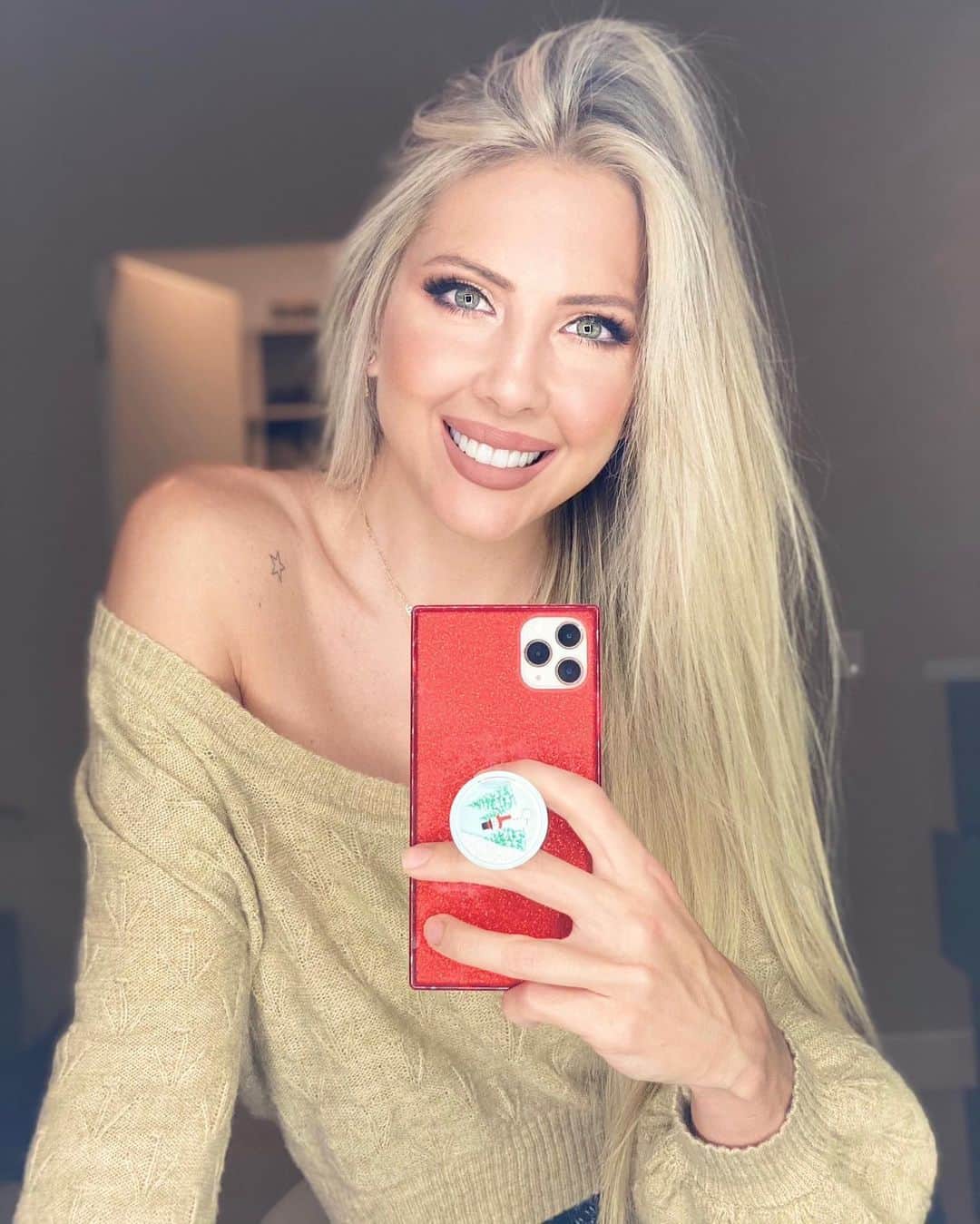 Sascha Barbozaのインスタグラム：「Say Cheese 😁」
