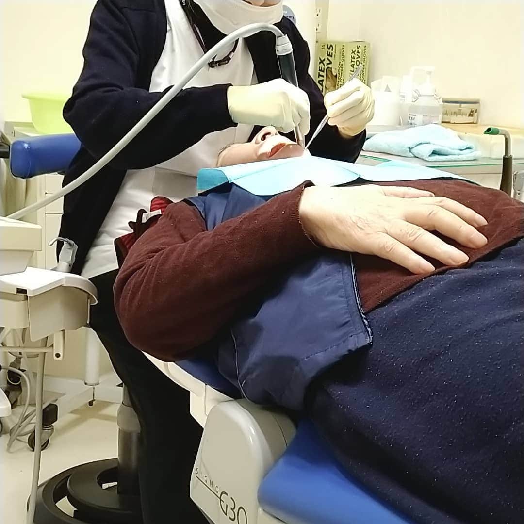 KAORUさんのインスタグラム写真 - (KAORUInstagram)「お父さん、歯医者のお時間です！  #Marvelouspro  #お父さん #歯医者 #介護生活」12月8日 10時52分 - yukisaku_88
