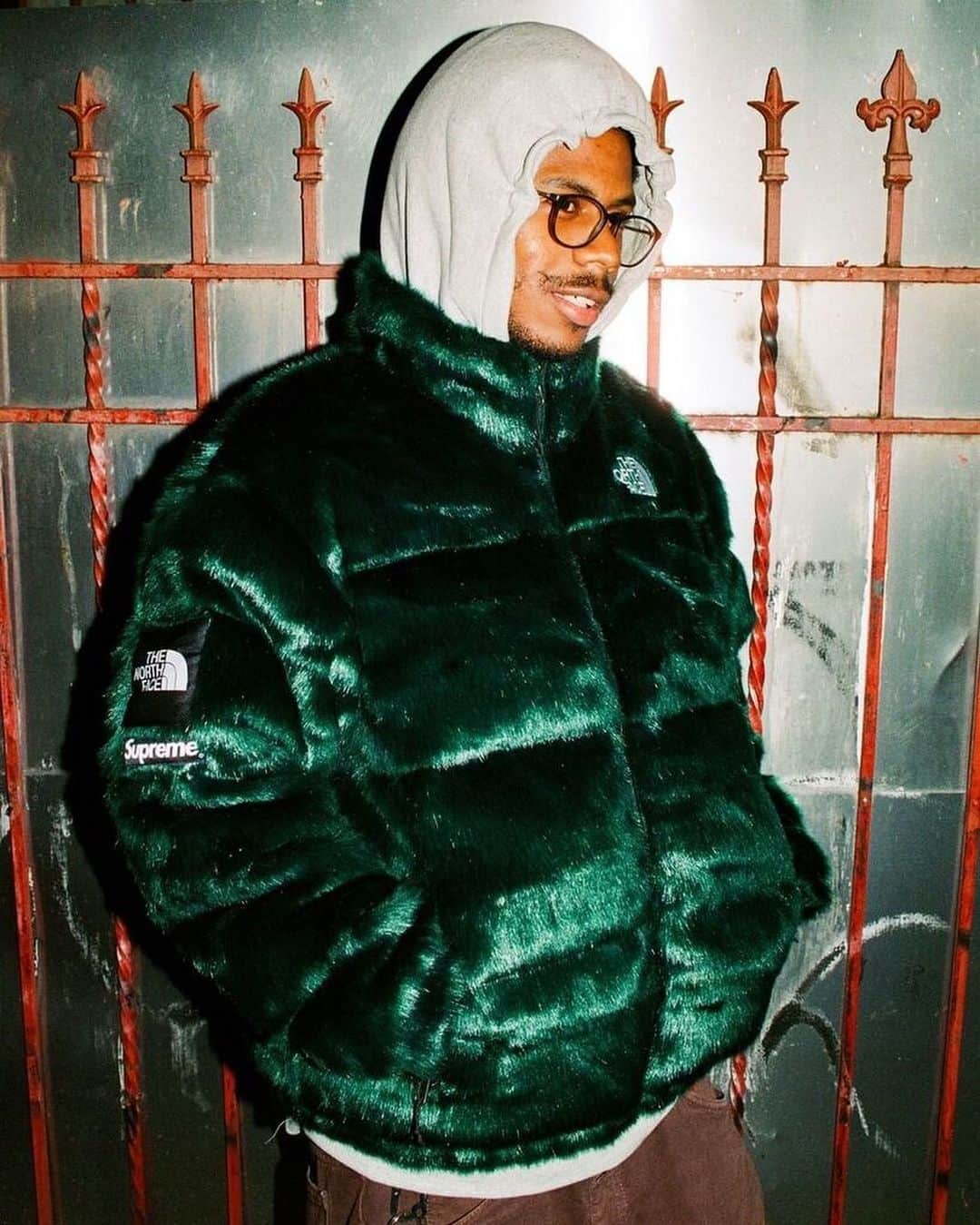 Freshnessさんのインスタグラム写真 - (FreshnessInstagram)「@supremenewyork goes all-in on faux fur with their upcoming collaboration with @thenorthface. Available December 10th. Which color is your favorite? #freshnessmag」12月8日 10時45分 - freshnessmag