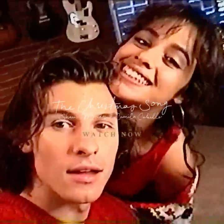 ショーン・メンデスのインスタグラム：「Merry christmas to you and yours 🖤#TheChristmasSong video out now. Shot by us, directed by Tarzan.」