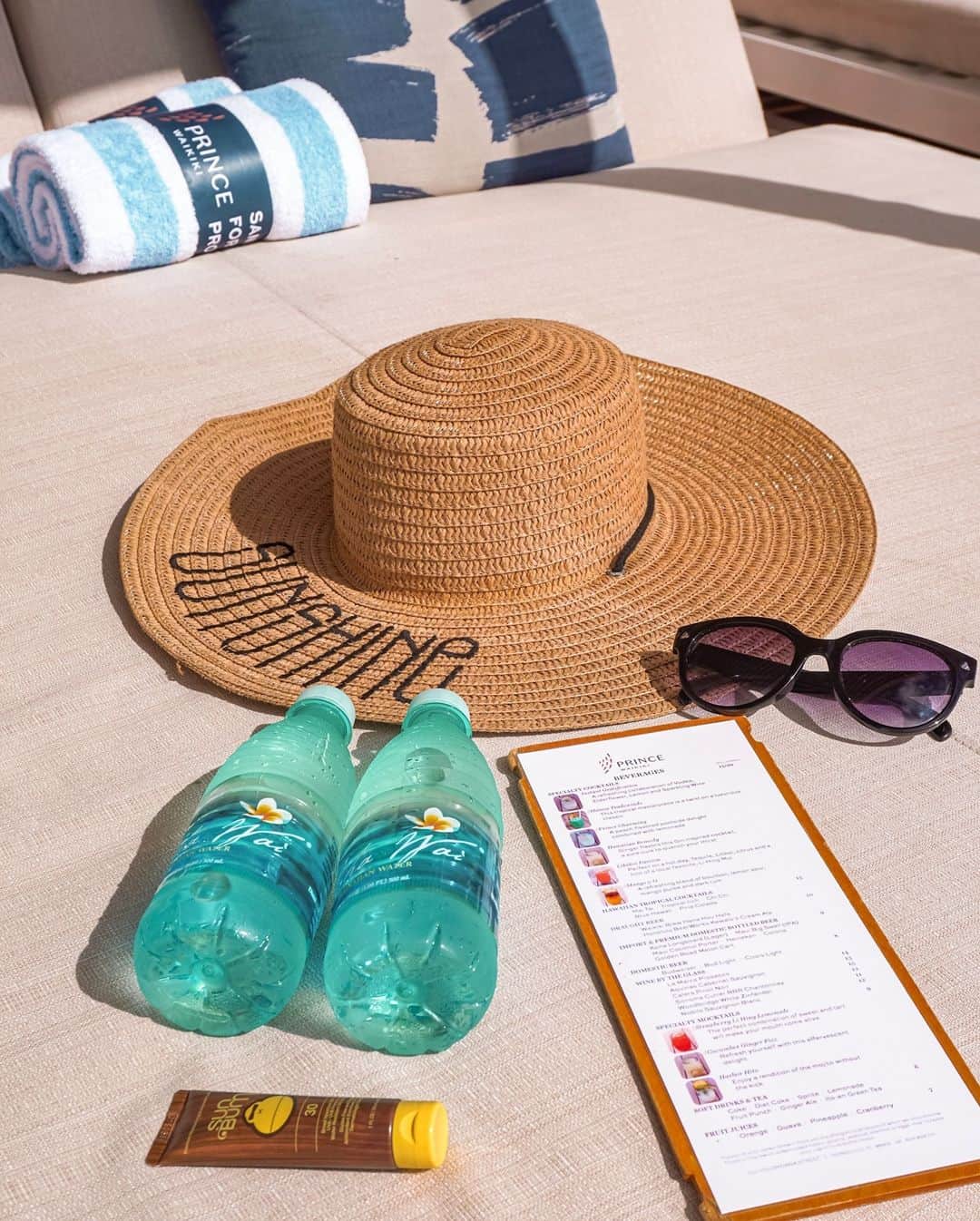 Prince Waikikiのインスタグラム：「Ready for a poolside holiday. What's your cocktail of choice for a sunny afternoon? Photo by @kellysimek」