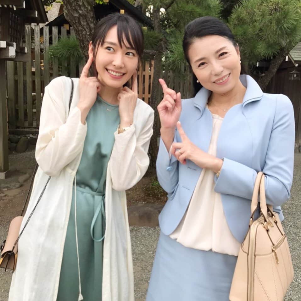 逃げるは恥だが役に立つのインスタグラム：「今日は火曜日！ ハグの日！逃げ恥の日！ 新春スペシャルまで あと２５日！  #新垣結衣 #高橋ひとみ #お義母さんとお嫁さん #とっても仲良し #みくりさんのピアス #いいね #Twitterもチェックしてね」