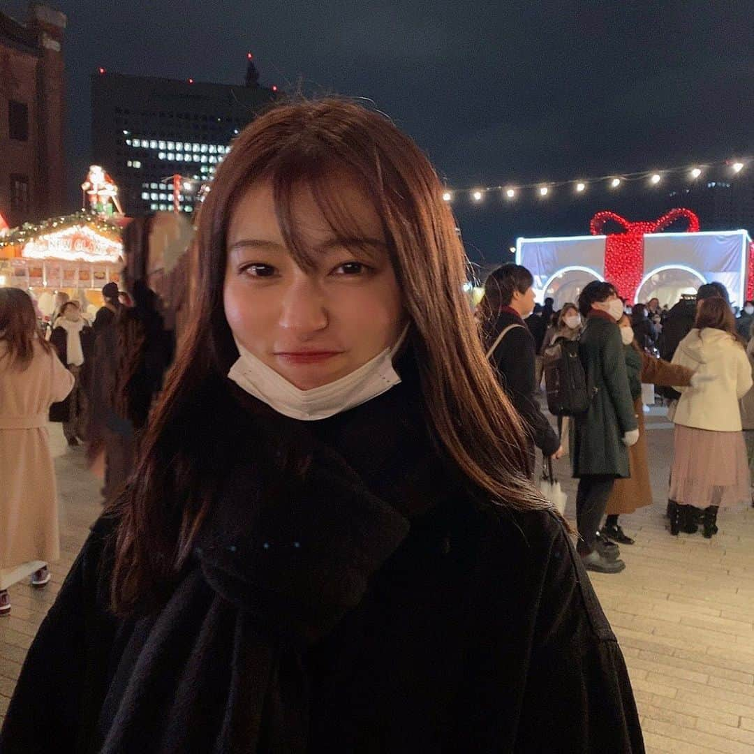 吉川愛さんのインスタグラム写真 - (吉川愛Instagram)「☺︎ 先日の吉川。 たくさん写真撮ってくれた。 テンションぶちあげ。 もうじきクリスマスだね〜 (写真撮る時とご飯食べてる時だけマスク外してるよん」12月8日 12時10分 - ai_yoshikawa_official