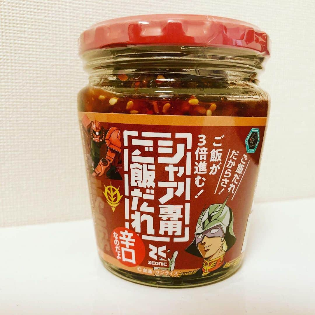 青山愛菜のインスタグラム：「戦利品　 #シャア専用ご飯だれ　辛い物好きに最高 #逆襲とまらんらん　#ふくや　ふくやの明太子そりゃ美味しいわ！ #海苔ちっぷす　#わさびごま　#山本海苔店  #八幡屋礒五郎　#七味 #ガンダムカフェ　#ガンダムコラボ　#ジオンズダイナー　#シャアアズナブルフェア　#シャア　#機動戦士ガンダム」