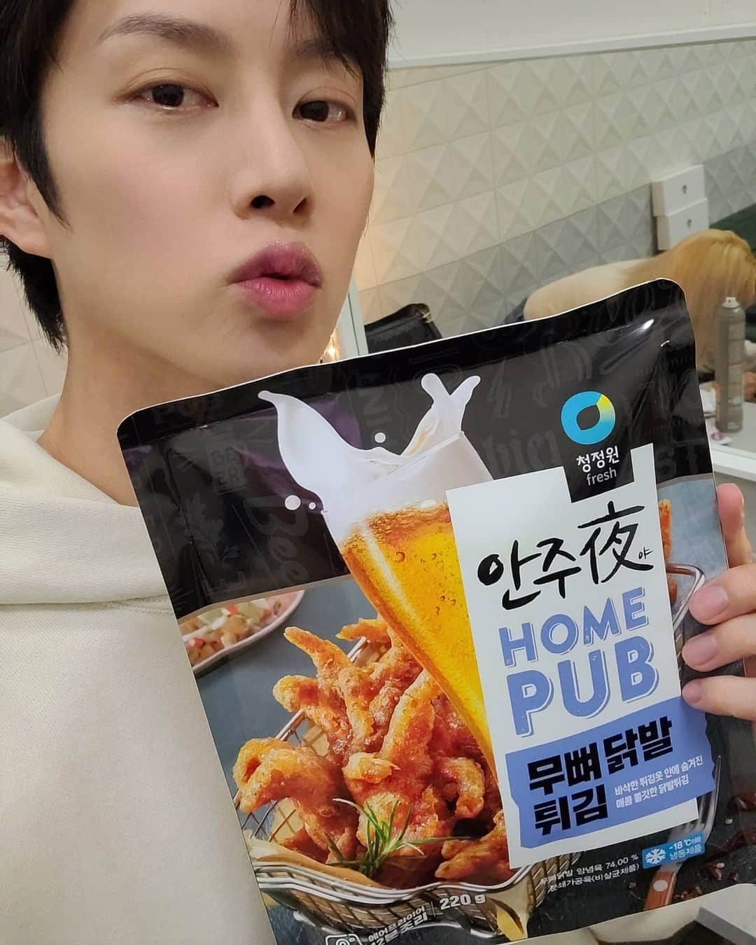 ヒチョルさんのインスタグラム写真 - (ヒチョルInstagram)「안녕하세요 인스타 친구 여러분들🤗  드라마 <펜트하우스> 보시나요? 저는 요즘 가장 재밌게 보고 있습니다🙂🙃  이토록 맵지만 강렬하고 중독성 있는 드라마가 있다니.. 저 역시 이토록 빠져들줄은 몰랐네요🤔  어라?! 잠깐!! 맵지만 강렬하고 중독성 있는게 또 있지 않던가요?  맞아요😁 바로 청정원 '안주야' 입니다😆  술 좋아하시는 여러분들께 추천합니다🍶🍾🍷🍸🍹🍻🥂 . . #안주야 #청정원 #안주야는맵지않은맛도있으니편안하게즐기세요  #광고 #광고 #광고 #광고 #광고 #광고 #광고 #광고 #광고 #광고 #광고 #광고 #광고 #광고 #광고 #광고 #광고 #광고 #광고 #광고 #광고 #광고 #광고 #광고 #광고 #광고 #광고 #광고 #광고 #광고 #광고 #광고 #광고 #광고 #광고 #광고 #광고 #광고 #광고 #광고 #광고 #광고 #광고 #광고 #광고 #광고 #광고 #광고 #광고 #광고 #광고 #광고 #광고 #광고 #광고 #광고 #광고 #광고 #광고 #광고 #광고 #광고 #광고 #광고 #광고 #광고 #광고 #광고 #광고 #광고 #광고 #광고 #광고 #광고 #광고 #광고 #광고 #광고 #광고 #광고 #광고 #광고 #광고 #광고 #광고 #광고 #광고 #광고 #광고 #광고 #광고 #광고 #광고 #광고 #광고 #광고 #광고 #광고 #광고 #광고 #광고 #광고 #광고 #광고 #광고 #광고 #광고 #광고 #광고 #광고 #광고 #광고 #광고 #광고 #광고 #광고 #광고 #광고 #광고 #광고 #광고 #광고 #광고 #광고 #광고 #광고 #광고 #광고 #광고 #광고 #광고 #광고 #광고 #광고 #광고 #광고 #광고 #광고 #광고 #광고 #광고 #광고 #광고 #광고 #광고 #광고 #광고 #광고 #광고 #광고 #광고 #광고 #광고 #광고 #광고 #광고 #광고 #광고 #광고 #광고 #광고 #광고 #광고 #광고 #광고 #광고 #광고 #광고 #광고 #광고 #광고 #광고 #광고 #광고 #광고 #광고 #광고 #광고 #광고 #광고」12月8日 12時49分 - kimheenim