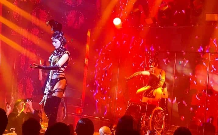 Yukkyのインスタグラム：「今夜も歪ませまくります🚬🖤 . . . . . #burlesquetokyo#burlesque#showgirl#showdancer#japanesegirl#instalike#instadaily#instapic#lfl#costume#anime#ogca#tokyo#バーレスク東京#ダンサー#衣装#舞台#オージェネの逆襲#総集編#2020」