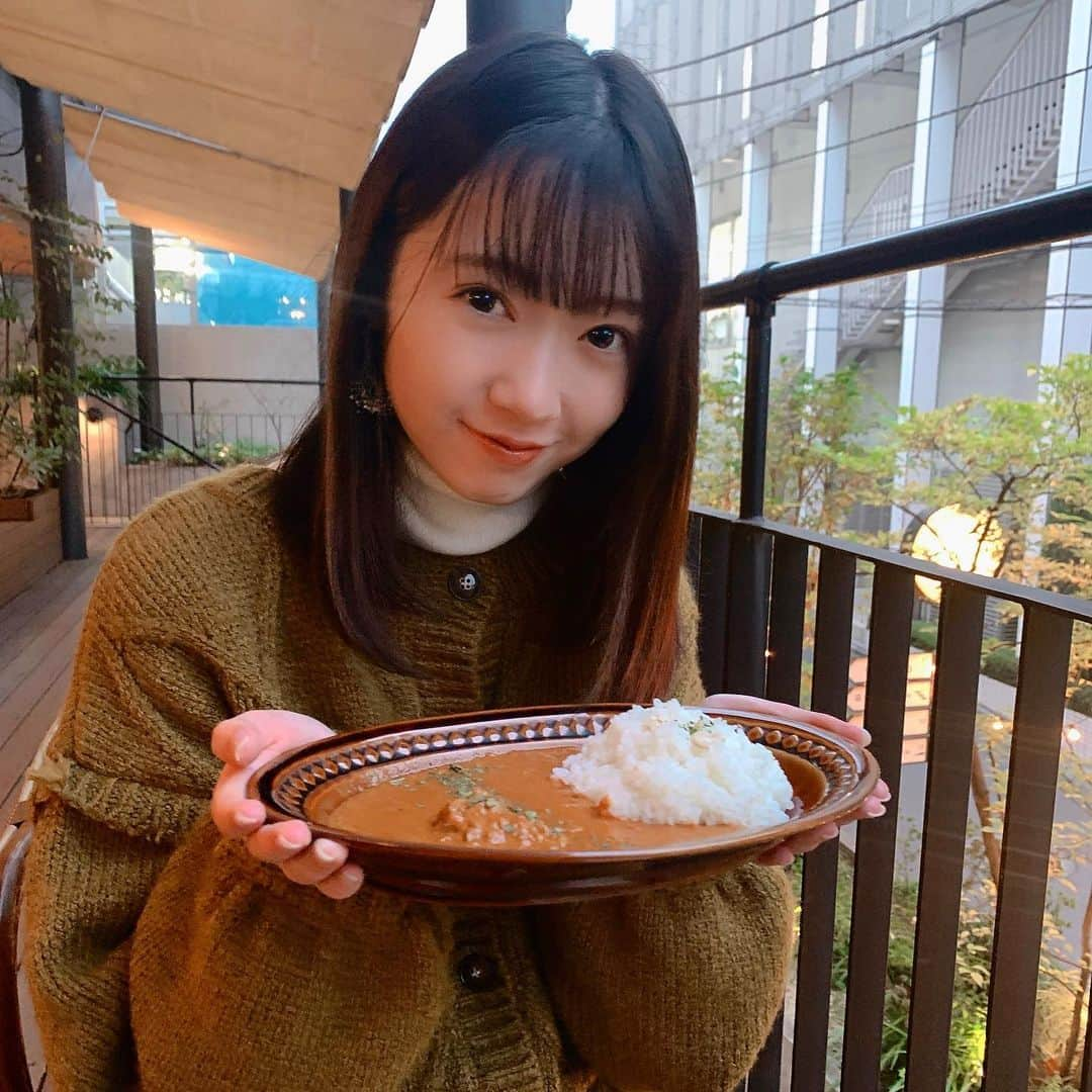 山岸理子さんのインスタグラム写真 - (山岸理子Instagram)「* Spice＆Cafe FamFam@代官山  この間、お母さんと代官山に行きました〜  カレー食べたよ🍛💕  #tsubaki_factory #山岸理子 #代官山カフェ #お散歩 #ランチ #スパイスカレー #sodacco」12月8日 13時34分 - riko_yamagishi.official