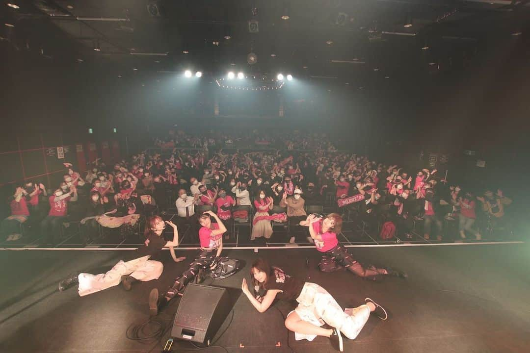 SILENT SIRENさんのインスタグラム写真 - (SILENT SIRENInstagram)「【mix10thツアー】 2020.12.07 名古屋ダイヤモンドホール  昨日はありがとうございました❗️  #SILENTSIREN #サイサイ #ゆかるん #すぅ #ひなんちゅ #あいにゃん #サイファミ  #mix10th #サイサイ10周年 #サイサイ10歳祭」12月8日 13時35分 - silentsiren_official