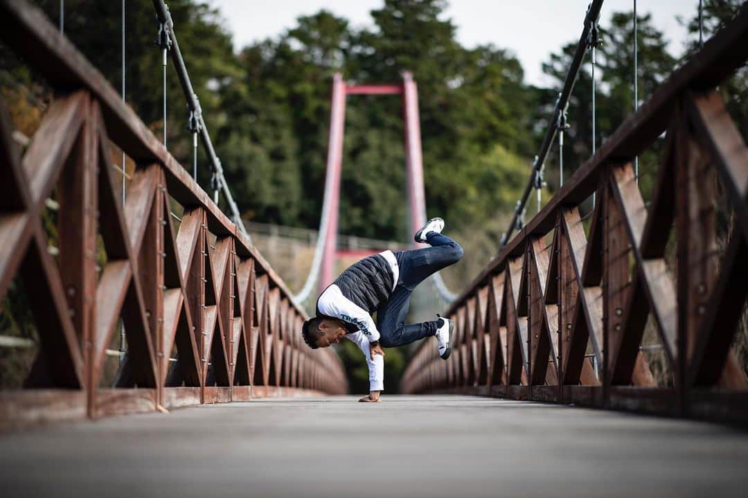 野中泰輔のインスタグラム：「I’m ready☝️  📸 @jason_halayko   #bboytaisuke #ROADTRIP2020 #THEJAMFINAL2020 #GoProJP #ASIANZ #AXF #スタバズ #レッドブル #flexdream #NewEraJapan #MAKAVELIC #thejamから世界へ @thejam_japan @goprojp @asianz_staff @buzz_rental」