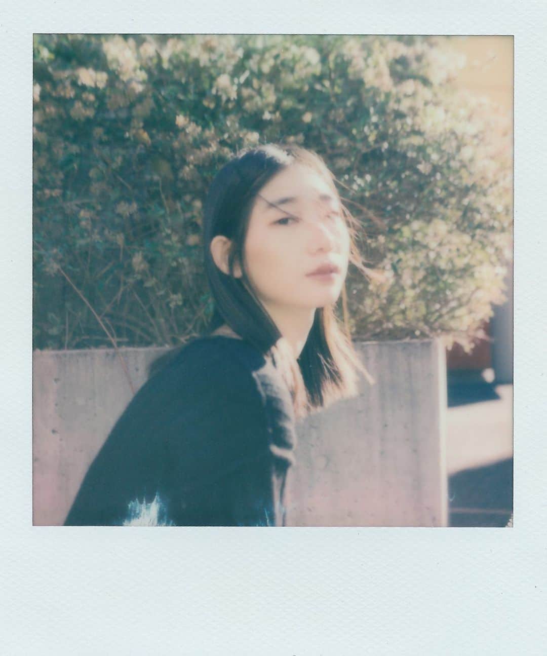 江原杏樹のインスタグラム：「@eyescream_mag  @vansjapan  @vans  #eyescreammagazine #vans #VANSERA#95」