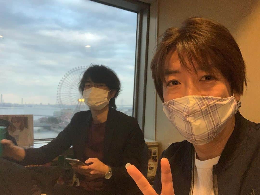 庭瀬幸一郎 のインスタグラム：「， この後直ぐ！ 16:15〜FMヨコハマ84.7MHz Tresenに生出演させて頂きまーす！  #エヌユー #FMヨコハマ #Tresen」