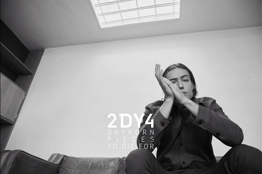 のインスタグラム：「⁠2DY4 - as in ‘to die for’ - is DRYKORNs new creative lab. Here we have room to go absolutely bold and chase after new ideas. ⁠⠀ ⁠⠀ #2DY4 #drykorn #stylebop #theluxurywaytoshop #highfashion #luxuryfashion #newcollection」