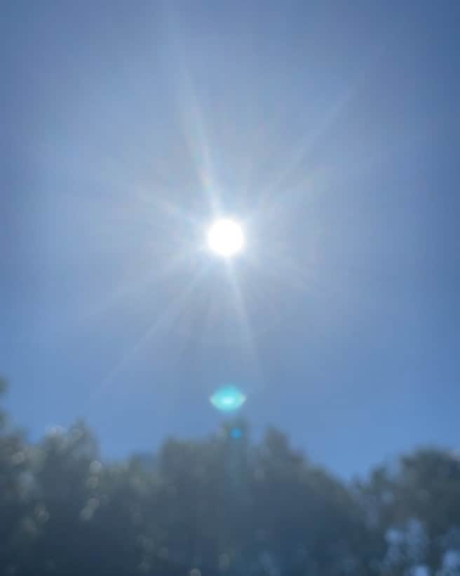 のインスタグラム：「The light 🌞 All praise to the most high 🤲🏽 GOD IS THE GREATEST 🤲🏽」