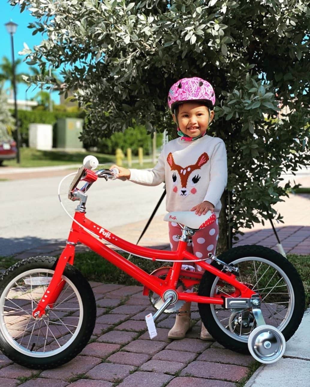 Fuji Bikesさんのインスタグラム写真 - (Fuji BikesInstagram)「We have a new Fuji rider on our hands! Happy New Bike Day ❤️   📷: @anthonytomphotography」12月9日 3時02分 - fujibikes