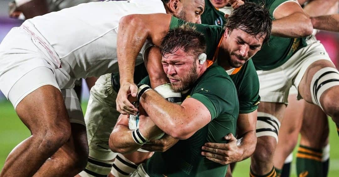 ラグビー南アフリカ代表さんのインスタグラム写真 - (ラグビー南アフリカ代表Instagram)「🏉 To mark the announcement that the Boks will face England at Twickenham in November 2021, here are a few pics from the last time we faced them. Full story at the link in our bio.」12月8日 18時30分 - bokrugby