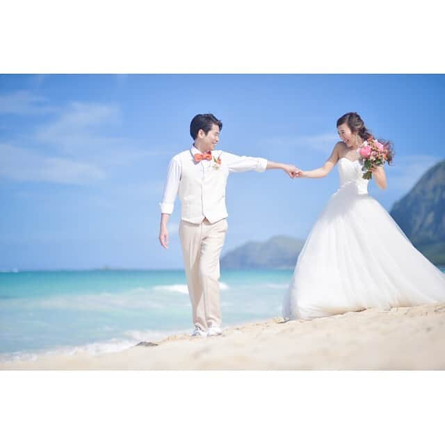 ハワイフォトウェディングのCheers Weddingさんのインスタグラム写真 - (ハワイフォトウェディングのCheers WeddingInstagram)「ハワイのフォトツアーならCheers Wedding ﻿ ﻿ ハワイウェディング専門のプロデュース会社だからこそ叶う。﻿ ハワイウェディングフォトツアー🌴﻿ ﻿ 【お問合せ】﻿ https://www.cheerswedding.jp﻿ ☎︎0120-128-828﻿ 平日11:00〜19:00／土日祝10:00〜19:00﻿ ***********************﻿ ﻿ ▼ウェディングパーク海外﻿ チアーズウェディングで検索﻿ ‭https://foreign.weddingpark.net/agentlist/100063‬/﻿ ﻿ ▼ウェディングフォトはこちら﻿ @cheers_photowedding ﻿ ﻿ #チアーズウエディング﻿ #ハワイウェディング﻿ #フォトウェディング﻿ #リゾートウェディング　﻿ #フォトツアー﻿ #ハワイ旅行﻿ #ハワイ挙式﻿ #ハワイ婚﻿ #cheerswedding﻿ #hawaiiwedding﻿ #日本中のプレ花嫁さんと繋がりたい﻿ #ウェディングニュース﻿ #プレ花嫁　﻿ #卒花嫁﻿ #前撮り　﻿ #後撮り﻿ #ハワイ前撮り ﻿ #ハワイ後撮り﻿ #結婚準備﻿ #ハワイフォトツアー﻿ #ウエディングフォト﻿ #フォトウェディング﻿ #ハワイハネムーン﻿ #ハネムーンフォト﻿ #ウェディングフォト ﻿ #花嫁応援企画」12月8日 18時47分 - cheers_photowedding