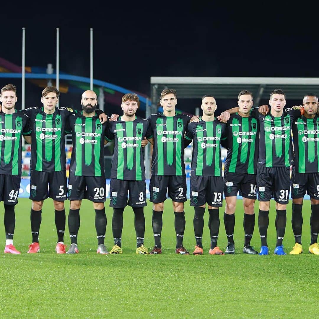 ミケーレ・カンポレーゼのインスタグラム：「Dispiace ancora una volta di aver pareggiato una partita che potevamo vincere per quanto visto in campo . #serieB#Pordenonecalcio#PordenoneEmpoli#football#MC31」