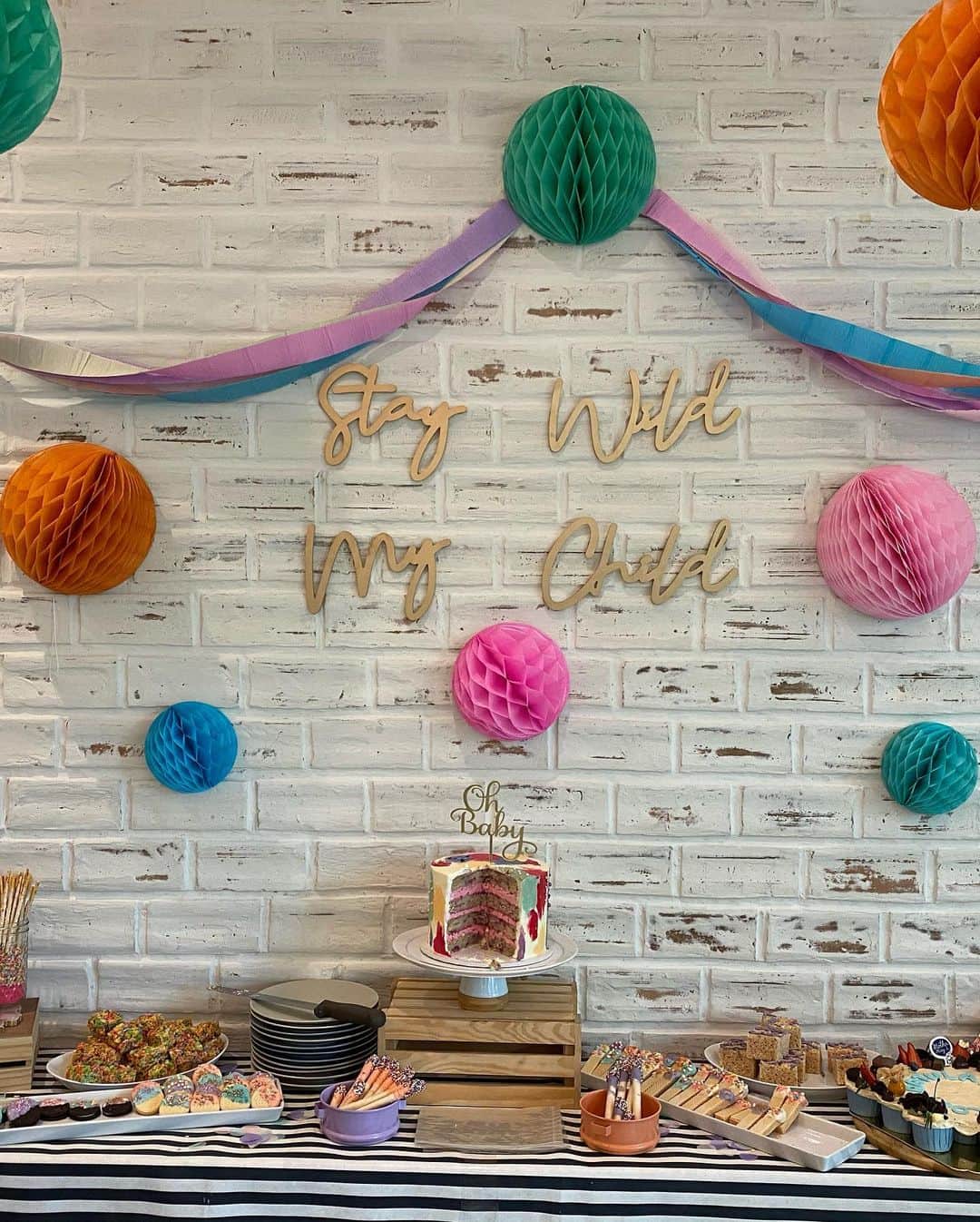 タヤ・ロジャースさんのインスタグラム写真 - (タヤ・ロジャースInstagram)「Little snaps from our baby shower 🥰💖 So thankful for all our family & friends for such an amazing afternoon for  #BabyChu1632」12月8日 19時20分 - tayastarling