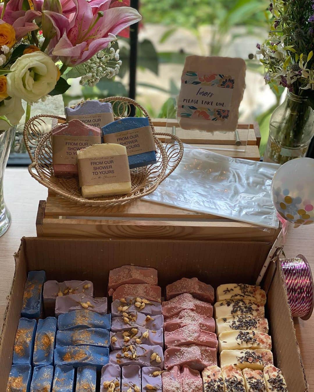 タヤ・ロジャースさんのインスタグラム写真 - (タヤ・ロジャースInstagram)「Little snaps from our baby shower 🥰💖 So thankful for all our family & friends for such an amazing afternoon for  #BabyChu1632」12月8日 19時20分 - tayastarling