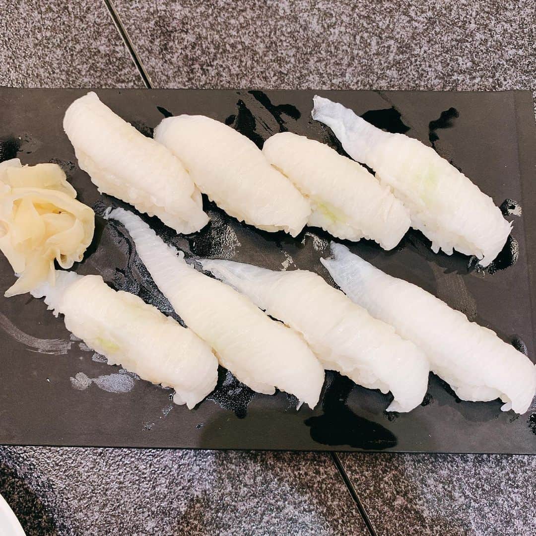 宮島咲良さんのインスタグラム写真 - (宮島咲良Instagram)「ㅤㅤㅤㅤㅤㅤㅤㅤㅤㅤㅤㅤㅤ お寿司は#えんがわ だけでいい。」12月8日 19時33分 - sakura_miyajiman