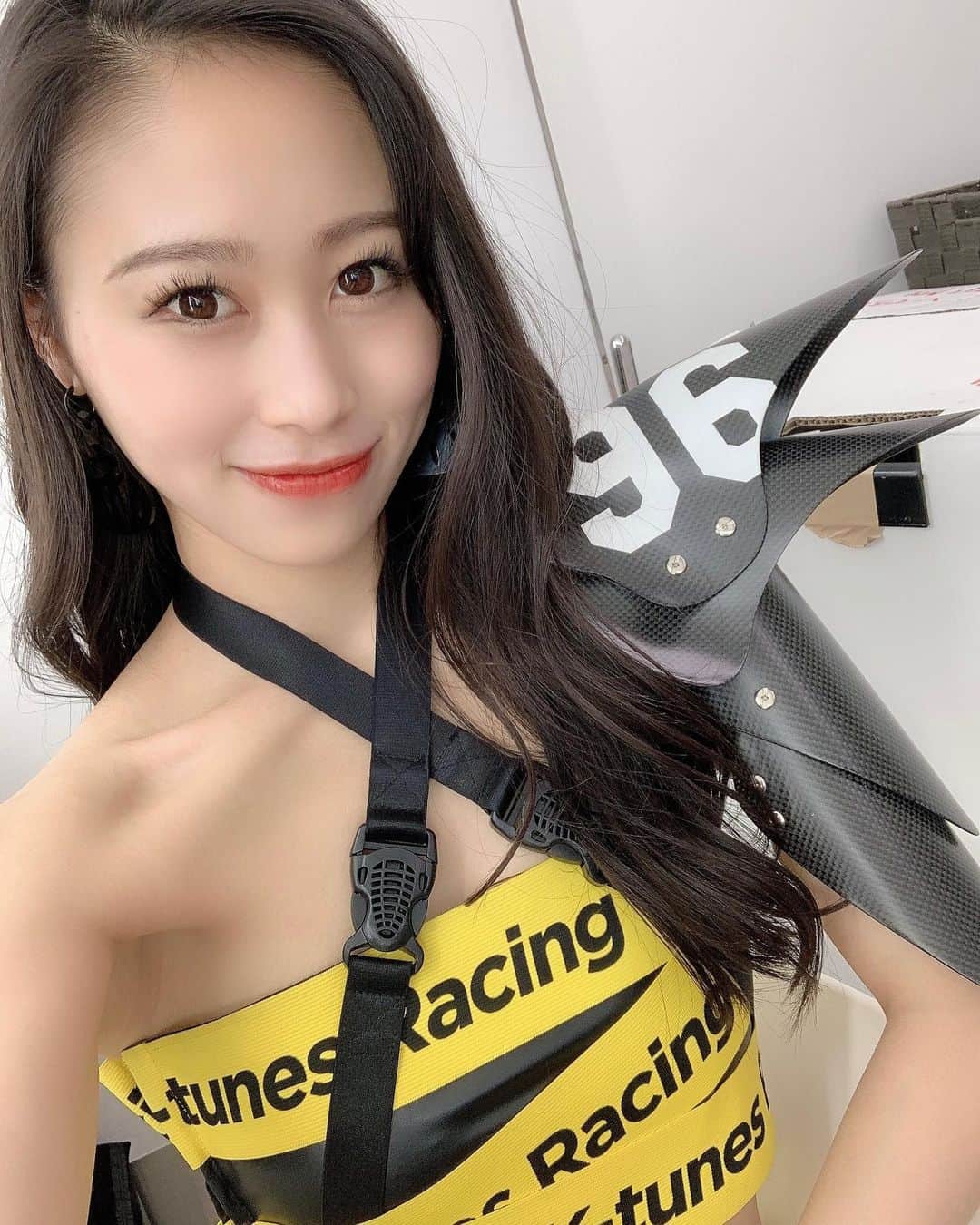 長沼南帆のインスタグラム：「【投票締め切り】あと3日!﻿ ﻿ 日本レースクイーン大賞　コスチューム部門、新人賞の投票はあと3日になりました😆﻿ ﻿ 皆様本日もWin Gへの投票お忘れなく🔥﻿ そして、新人賞は北川美麗にもお願いします✨﻿ ﻿ あと少しご協力お願いします😌﻿ ﻿ ﻿ ﻿ ﻿ ﻿ ﻿ ﻿ ﻿ ﻿ ﻿ ﻿ #黒髪　#黒髪ロング　#rq #レースクイーン　#memory #黒髪ロングストレート　#秋　#秋服　#脚長コーデ　#supergt #スーパーgt #撮影会 #rq撮影会　#wing #wing撮影会　#Ktunesracing #gt300 #ゴルフ　#コスチューム　#コスチューム大賞　﻿」