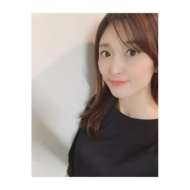 川口智美さんのインスタグラム写真 - (川口智美Instagram)「毎回、担当させて頂いている企業の講演会。 リモート司会でした🎤✨  #リモート #講演会 #司会 #MC」12月8日 20時17分 - horipro_satomikawaguchi