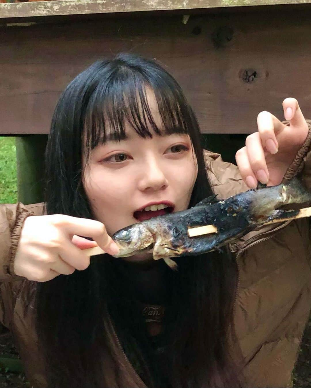 遠乃おとさんのインスタグラム写真 - (遠乃おとInstagram)「キャンプに行った時の🐟 ニジマス初めて食べたけど美味しかった……！」12月8日 20時26分 - oto.tono__88