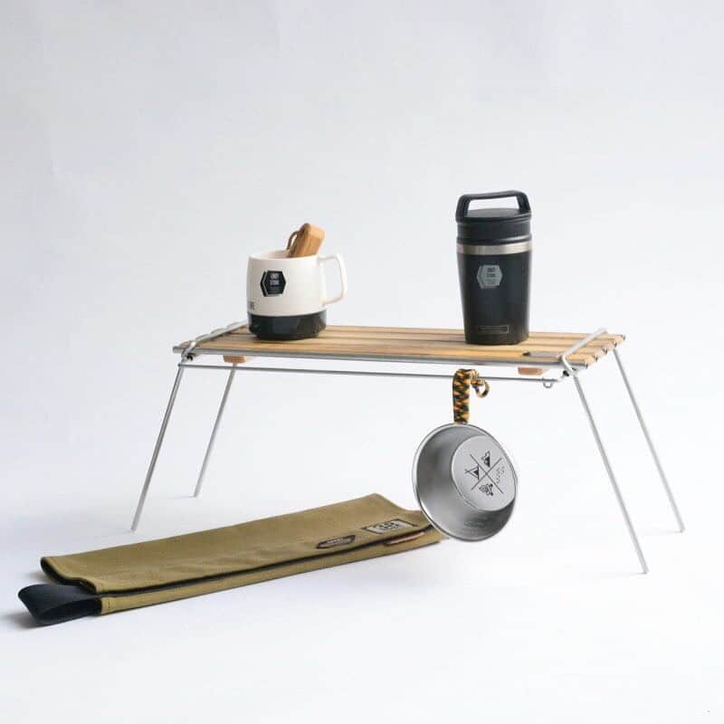 UNBY GENERAL GOODS STOREのインスタグラム：「A38grateの限定先行発売につきまして🙇‍♂️ 38exploreさんとasimocraftsさんのコラボギアA38grate。 こちらにAS2OVが別注をお願いしました。前回発売分はオンライン販売ですぐに無くなってしまいましたので、アプリ会員さまに先行販売させていただきます。  12/7 19:00～ GOLD会員さま発売開始 12/9 19:00～ SILVER会員さま販売開始 12/11 19:00～ BRONZE会員さま販売開始  になります。 UNBYアプリのダウンロードをどうぞ宜しくお願いします‼️ プロフィール欄のURLからUNBYホームページへ、ホームページのいちばん上にアプリへのバナーがございます‼️ . . . . . .  #as2ov #unbygeneralgoodsstore #unbygeneralgoodsstoreminoh #as2ov #アルバートンキャンバス #a38grate #38explore #38palette #38パレット #camp #camping #campgear #キャンプ #outdoor #ガレージブランド#custom #ソロキャンプ #焚き火 #みのおキューズモール #別注 #アウトドア好きな人と繋がりたい　#アプリ会員さまへのえこひいき」