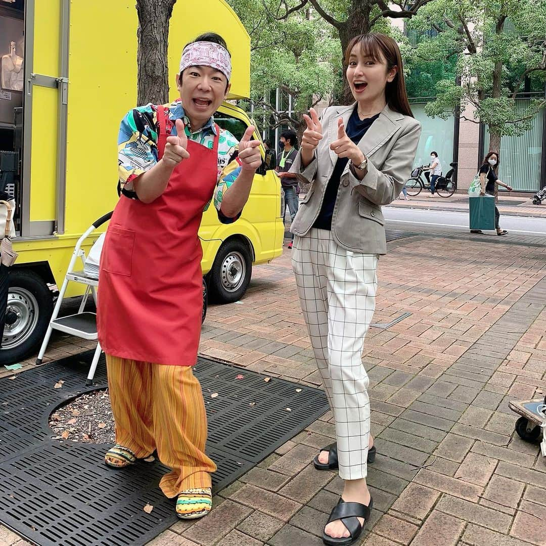 矢田亜希子さんのインスタグラム写真 - (矢田亜希子Instagram)「少し前の撮影中に、ダンディ坂野さんと写真を撮っていただきました‼︎ そしてゲッツのポージングも教えていただき光栄です‼︎このドラマのオンエアは ↓ 2020年12月14日(月)20：00〜21：54 テレビ東京　月曜プレミア8 今野敏サスペンス『鬼火　警視庁強行犯係・樋口顕』  そして、1月からの連ドラの撮影も本日クランクインいたしました‼︎よろしくお願いします。 #今野敏サスペンス#警視庁強行犯係樋口顕 #鬼火#テレビ東京 #ダンディ坂野 さん#ゲッツ」12月8日 21時30分 - akiko_yada