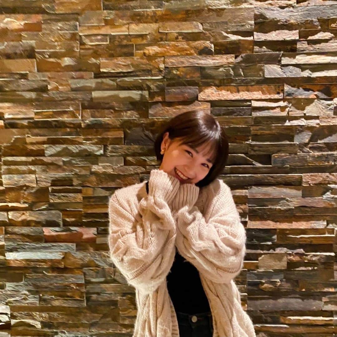 佐々木莉佳子さんのインスタグラム写真 - (佐々木莉佳子Instagram)「﻿ ついに明日﻿ ふなの卒業コンサートです🔅﻿ ﻿ ふなへの愛で溢れる時間となりますように﻿ ﻿ #helloproject#アンジュルム#船木結﻿ #小さな手が愛おしいね🌷﻿ ﻿」12月8日 21時32分 - rikako_sasaki.official