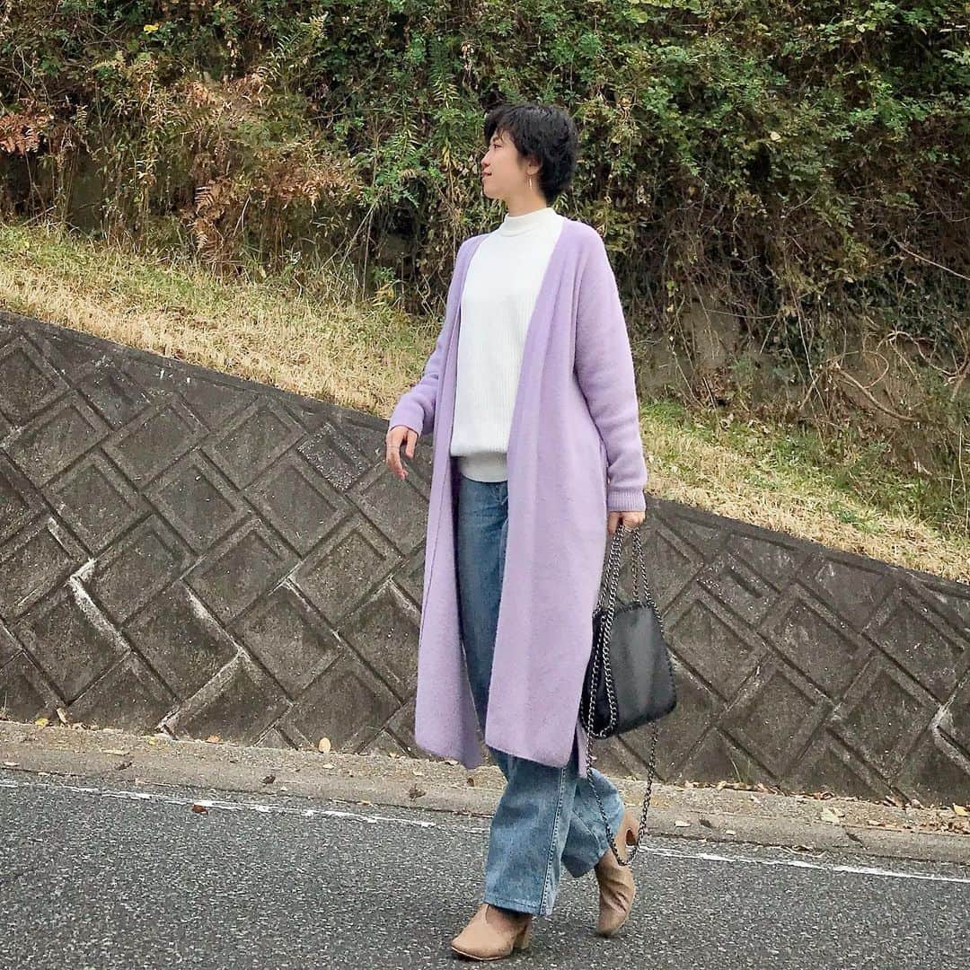 ryo0809appleさんのインスタグラム写真 - (ryo0809appleInstagram)「#coordinate ・ ・ ・ ラクーンニットのカーディガン❤︎ ラベンダーカラーが見た目にも華やかだし、なにより暖かい◡̈❤︎ ・ ・ ・ #服記録 #プチプラコーデ #プチプラ #プチプラファッション #ママコーデ #ママファッション #アラフォーコーデ #40代コーデ #アラフォーママ #高身長コーデ #高身長女子 #先日のコーデ #kaumo_fashion #locari #ponte_fashion #mineby3mootd #ママスタ秋コーデ  #lillylynque #リリーリン #uniqlo #ユニクロ #ユニクロニット族 #ユニクロデニム族 #ユニデニ #ユニクロきれいめ部 #ユニジョ」12月8日 21時34分 - ryo0809apple