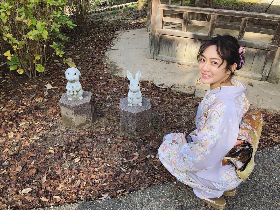 松岡李那さんのインスタグラム写真 - (松岡李那Instagram)「🐰🐰🐰💗💗💗 もっとたくさん着物を着よう👘 心が引き締まる☺️❣️ ・ #因幡の白兎  #兎 #稻羽之素菟  #いなばのしろうさぎ  #出雲大社  #大国主命  #神在月  #神在祭  #着物女子  #着物  #👘 #kimono」12月8日 21時50分 - linahxoxo