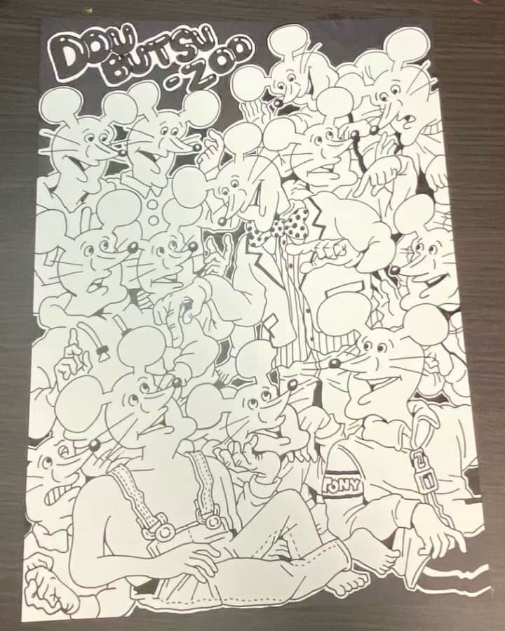 きくちゆうきのインスタグラム：「「どうぶつーズ」のトニーを描いてるところ  #doubutsuzoo #どうぶつーズ」
