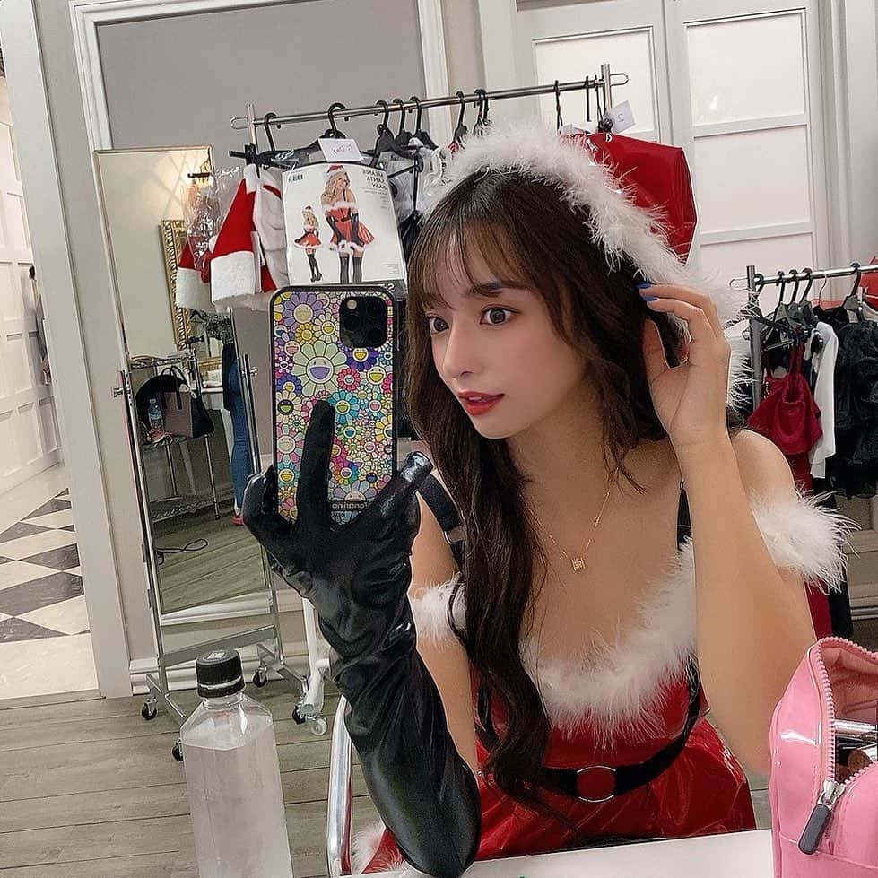 ERENAのインスタグラム：「クリスマスとかに執着ない私🥺」