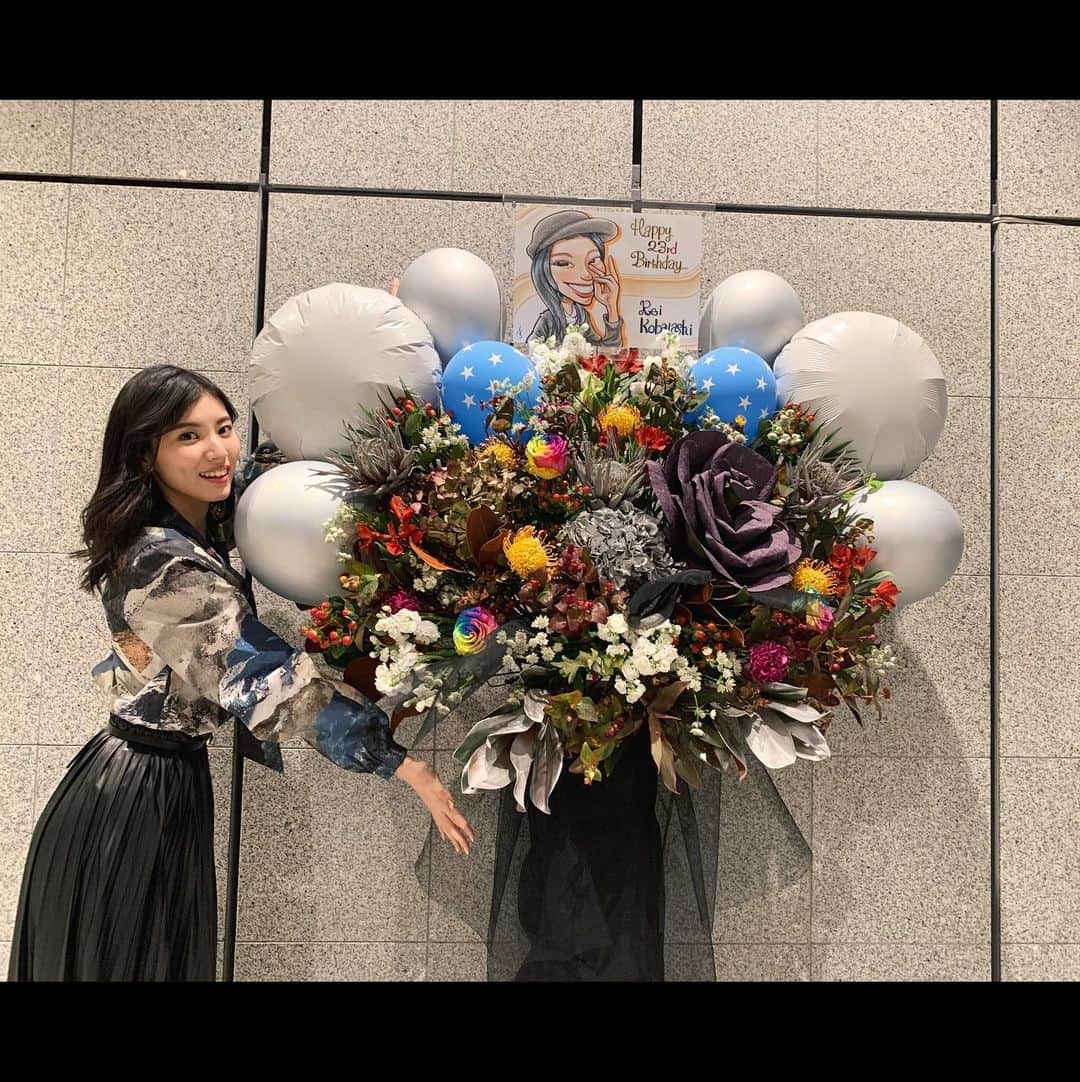 小林玲さんのインスタグラム写真 - (小林玲Instagram)「.﻿ ﻿ ﻿ ﻿ 少し経ちましたが！﻿ ﻿ ﻿ 11月29日で﻿ 23歳になりました✨﻿ ﻿ 沢山のお祝いコメント﻿ ありがとうございました☺︎♪﻿ ﻿ ﻿ ﻿ 生誕祭もきてくれたみんな﻿ 本当にありがとう！！！﻿ 最高なスタートになったよ！💪﻿ ﻿ ﻿ ゲストで来てくれた﻿ めいくてんにも感謝です^ ^﻿ ﻿ ﻿ ﻿ ﻿ 楽しい楽しい 1年にしまーーっす！！！👍﻿ ﻿」12月8日 22時27分 - rei.kobayashi