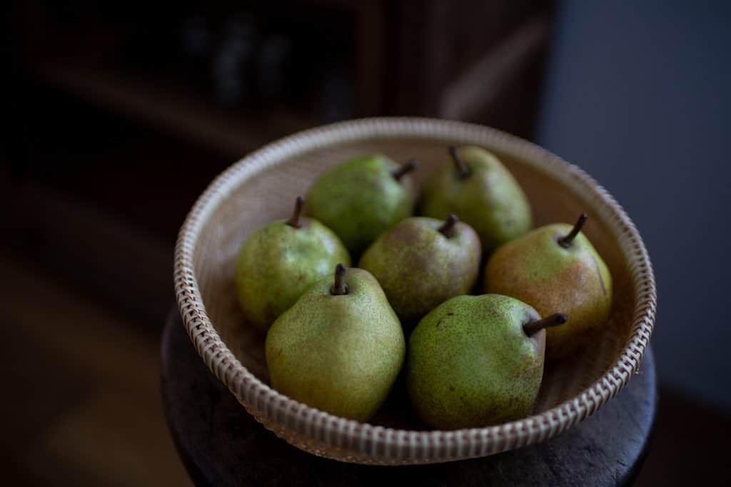 Naomiのインスタグラム：「今日はコンポートを作りました🍐」
