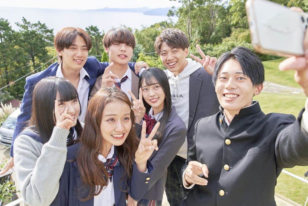 川畑綾理のインスタグラム：「恋ステ最終回〜(´°̥̥̥̥̥̥̥̥ω°̥̥̥̥̥̥̥̥｀)  6話に関してのことはまた後日になります🙇🏻‍♀️🙏🏻  これからだよ!って方は↓  https://abe.ma/35VCPyJ  #恋する週末ホームステイ #恋ステ #恋リア #abematv #abema」