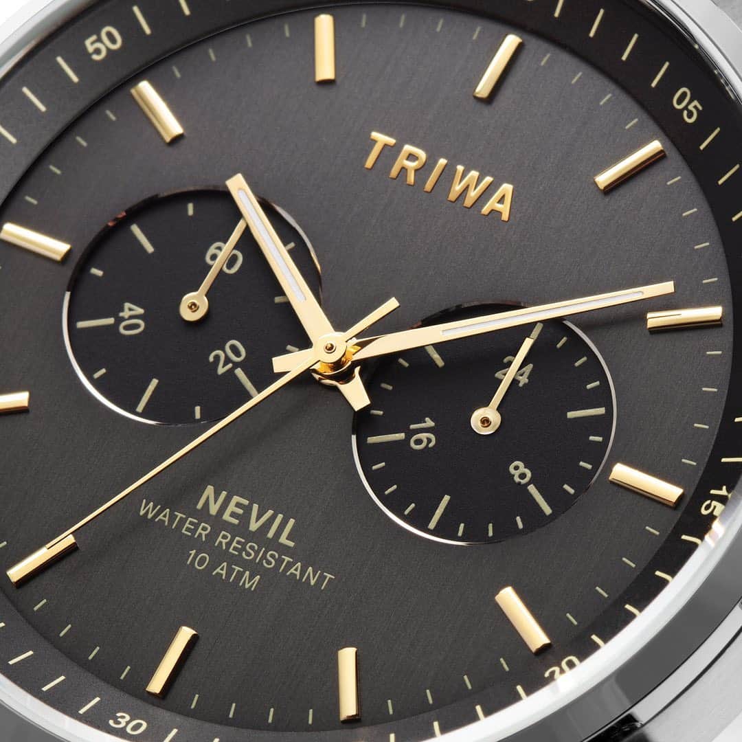 TRIWAさんのインスタグラム写真 - (TRIWAInstagram)「👀🎁Is this the gift you have been looking for? Our most loved modern classic now comes with a brand new sturdy stainless steel strap.  #watches #watch #details #chrono #chronograph #designedinsweden #design #menswatch #watch #watches #fashion #accessories #gold #golden #feminine #femininewatch #goldaccessories #womenswatch #timepieces #design #details #gift #present #christmas #holidays #holidaypresent #giftideas」12月8日 23時03分 - triwa