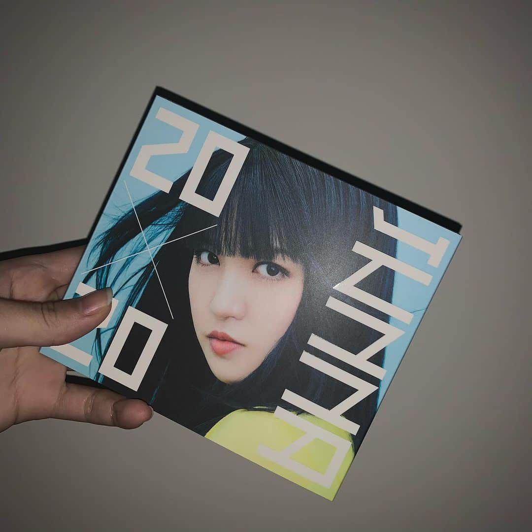 JUNNAのインスタグラム：「2nd Album "20×20" Release Day 💿」
