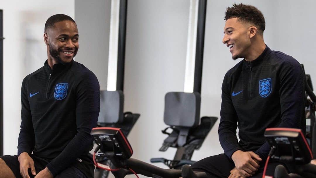 ジェイドン・サンチョのインスタグラム：「Happy birthday family, keep doing you and keep inspiring others! 💯❤️🤞🏼 @sterling7」