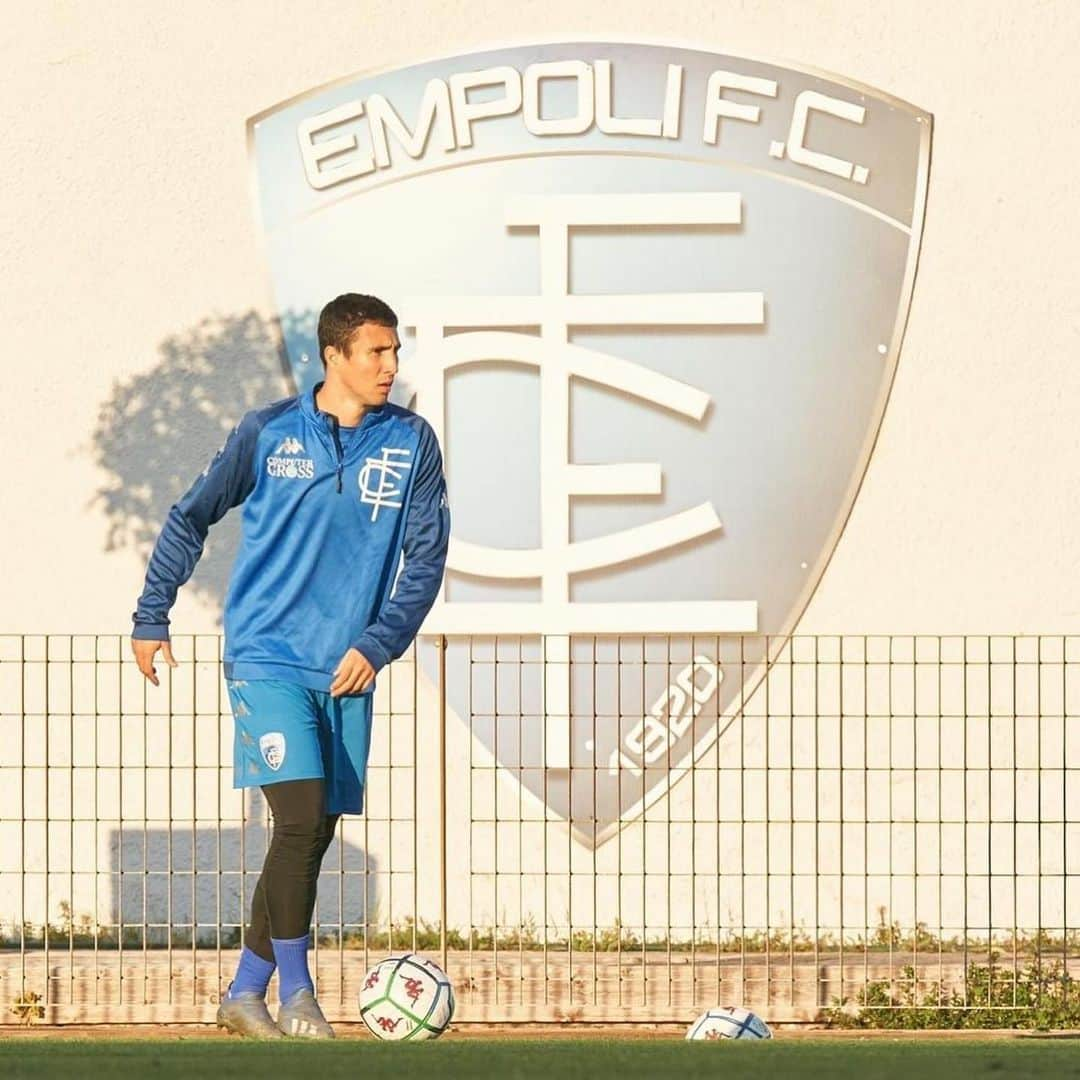 リデル・マトス・サントスのインスタグラム：「🇮🇹 Un punto importante su un campo difficile. 🇧🇷 Um ponto importante em um campo difficil. #PordenoneEmpoli #Futebol #LetsFly」