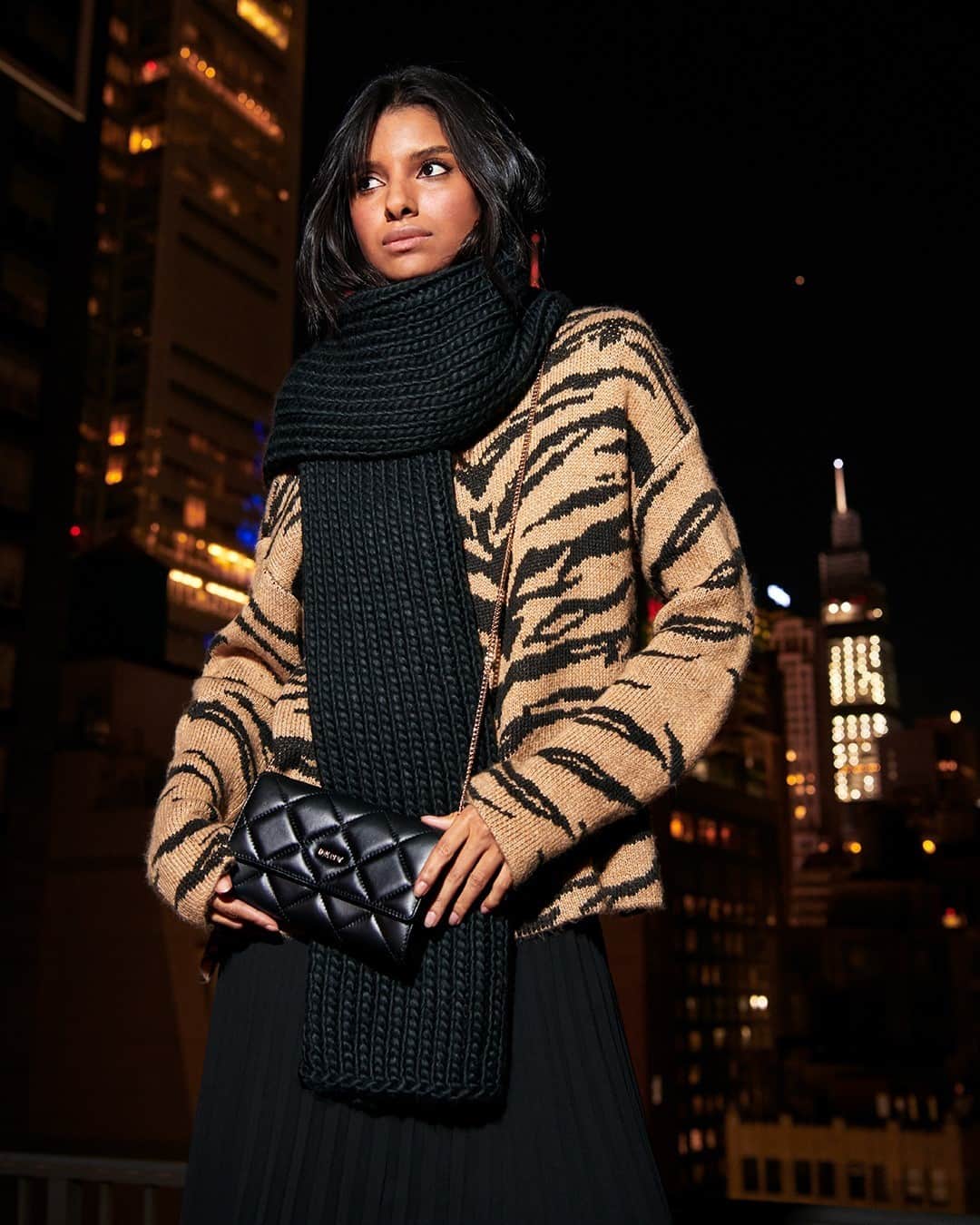 DKNYのインスタグラム：「New year, no doubt: New York. Getting in the #DKNYSTATEOFMIND for the holiday season.」