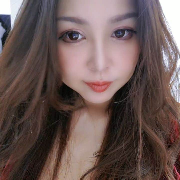 今藤霧子のインスタグラム：「it doesn't make any sense without vaccination Coronavirus no?」